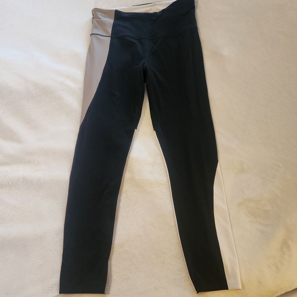 Athleta Elation Asym 7/8 Tights in Powervita